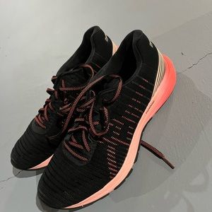 ASICS Women’s DynaFlyte3’s